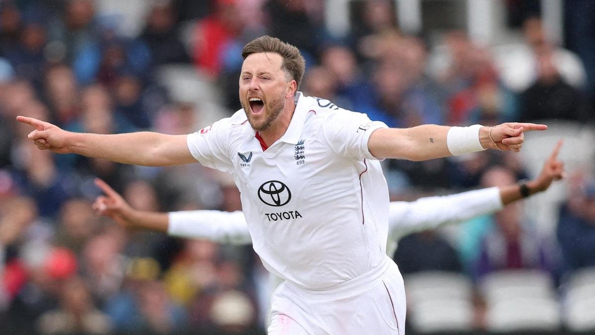 England vs Pakistan LIVE Score, 1st Test — Day 1 updates; PAK 0/1; Robinson removes Azan first ball