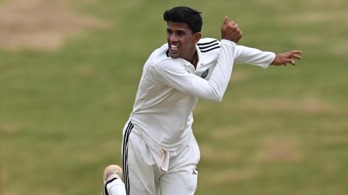 Tanush Kotian reminds selectors of his credentials with four-wicket haul in Duleep Trophy