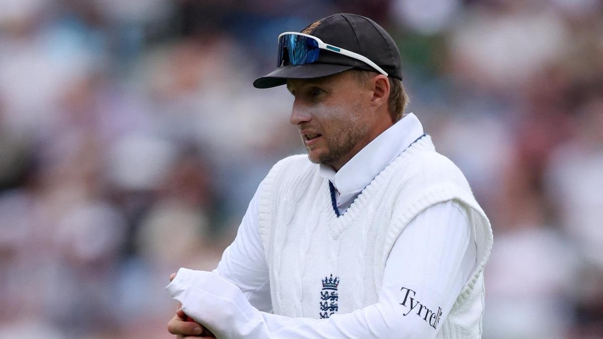ENG vs PAK LIVE Score, 3rd Test Day 4: England loses two wickets in first over, needs 130 to win