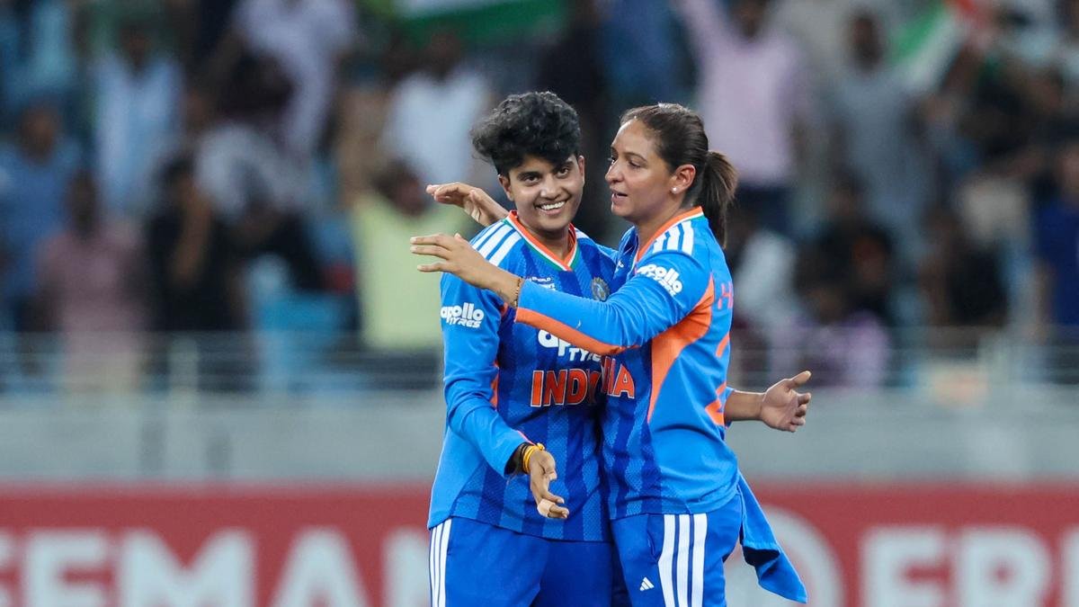 Shree Charani equals record for most T20I wickets taken by an Indian in a calendar year