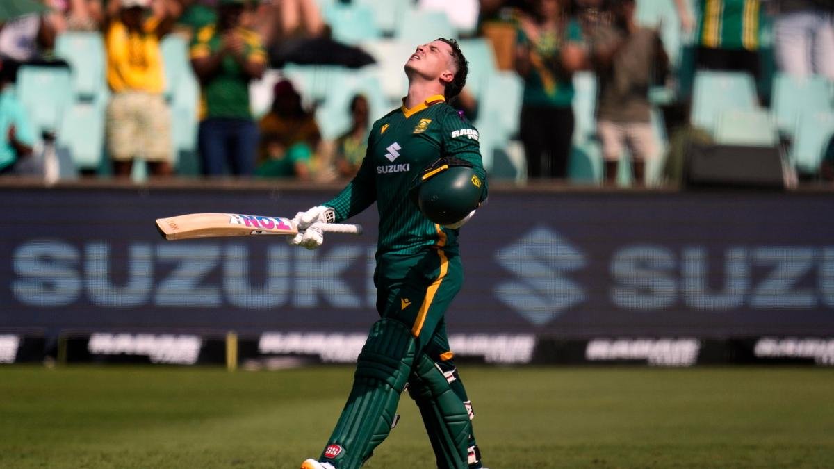 South Africa vs Australia, 2nd ODI LIVE score: Bavuma departs after scoring century, Miller nears century