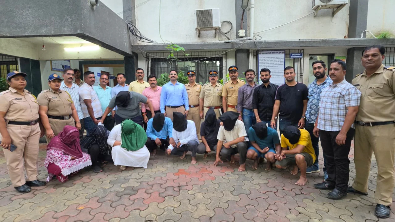 Sacked Employee Gathers Team Of 10, Tries Rs 1-Crore Fake Tax Raid On Mumbai Businessman