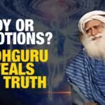 सद्गुरु भावनात्मक संबंधों बनाम आधुनिक प्रेम की शक्ति के बारे में समझा रहे हैं
