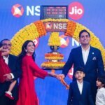 Jio प्लेटफ़ॉर्म के IPO में उछाल से भारत के सबसे मूल्यवान समूह के रूप में टाटा का शासन समाप्त हो गया | बाज़ार समाचार