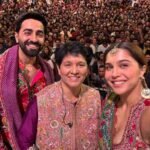 फाल्गुनी पाठक की गरबा नाइट में आयुष्मान खुराना और शारवरी ने आशीर्वाद लिया और ‘जय अंबे’ का जश्न मनाया: बॉलीवुड समाचार