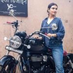 फातिमा सना शेख ने अपनी बाइक के बदलाव की झलकियाँ साझा कीं क्योंकि वह इसे एक कस्टमाइज्ड मेकओवर दे रही हैं: “वह जैसी बनी हैं, उससे ज्यादा खुश नहीं हो सकता”: बॉलीवुड समाचार