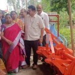 अल नीनो के बीच नेल्लोर के कृषि अधिकारी ने किसानों को बताया कि कम वर्षा वाले क्षेत्रों में कम अवधि वाली फसलें चुनें