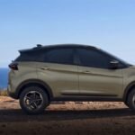 24 KM Mileage, Sunroof and 6 Airbags! This is the country’s best selling SUV; Price starts from only ₹7.39 lakh