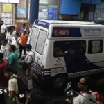 भारत में हिंदू त्योहार कार्यक्रम के दौरान कुचले जाने से कम से कम 17 लोगों की मौत हो गई