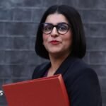 उम्मीद है कि महमूद अनिश्चितकालीन छुट्टी के नियमों में बदलाव की घोषणा करेंगे