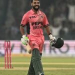 Shadab Khan pulls off stunning heist in Pakistan’s one-wicket win