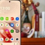 TCL’s paperlike OLED phone made me more excited for the iPhone Duo