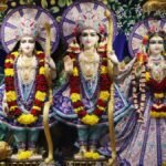 विजयादशमी पर भगवान श्रीराम को लगाएं इन खास चीजों का भोग, घर में बनी रहेगी सुख-समृद्धि